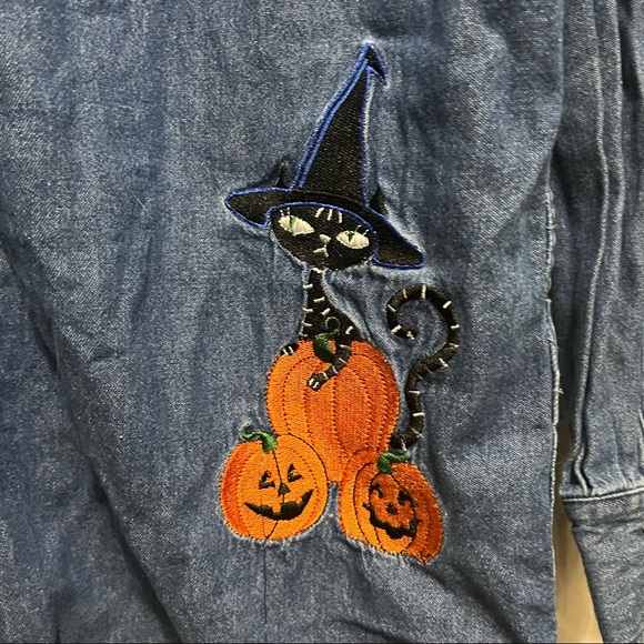 Denim Halloween shirt - Picture 3 of 6